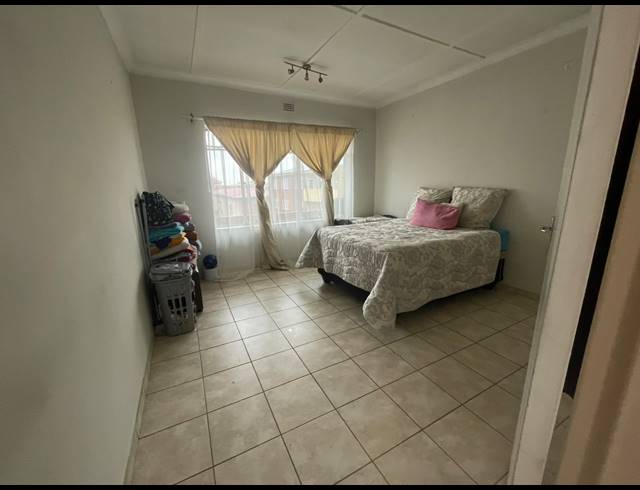 1 BEDROOM APARTMENT FOR SALE IN LAMBTON